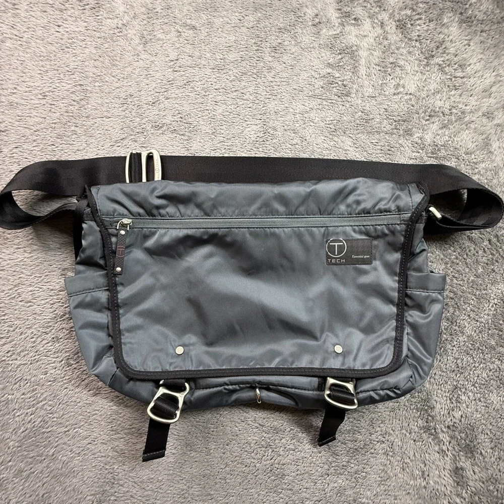 Tumi Usher Messenger Bag The Icon Collection Gray Tumi T Tech